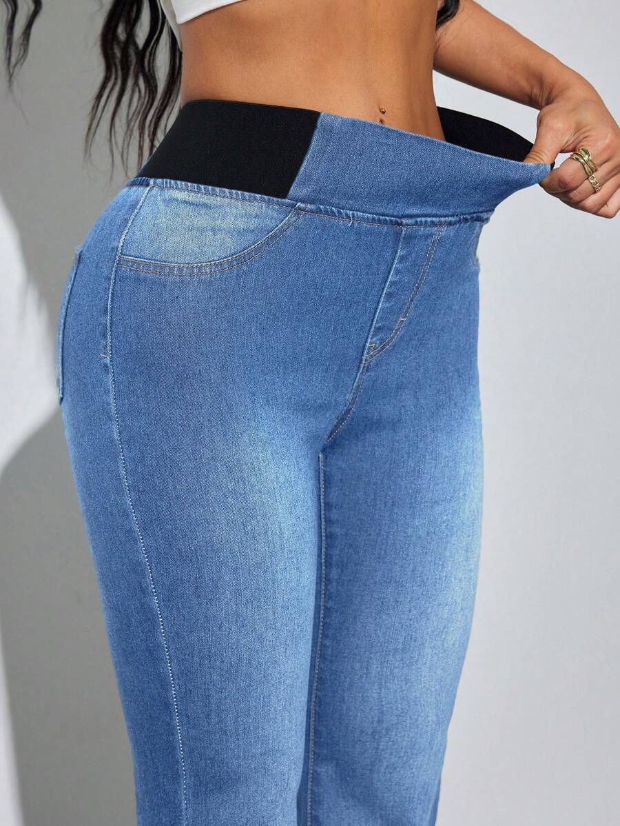 Hayat Flared Jeans (SLIM)