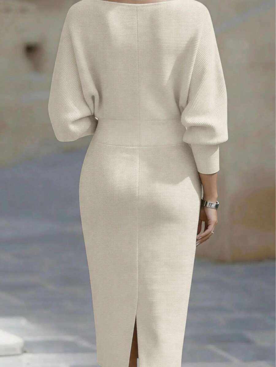 Women's Fashionable Elegant V-Neck Long Sleeve Dress, Batwing Sleeve Design, Waist-Cinching, Sexy And Graceful